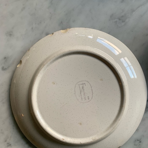 One lot of Franciscan starburst pattern dishes with chips - Picture 7 of 10